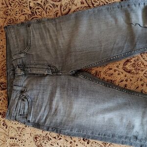Levi's grey skinny jeans